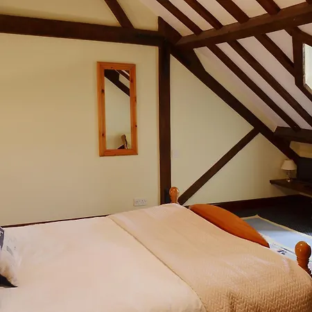 Meadowsweet - E1496 Tatil Evi *