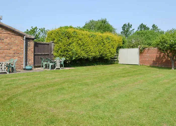 Meadowsweet - E1496 * Scalby (North Yorkshire)